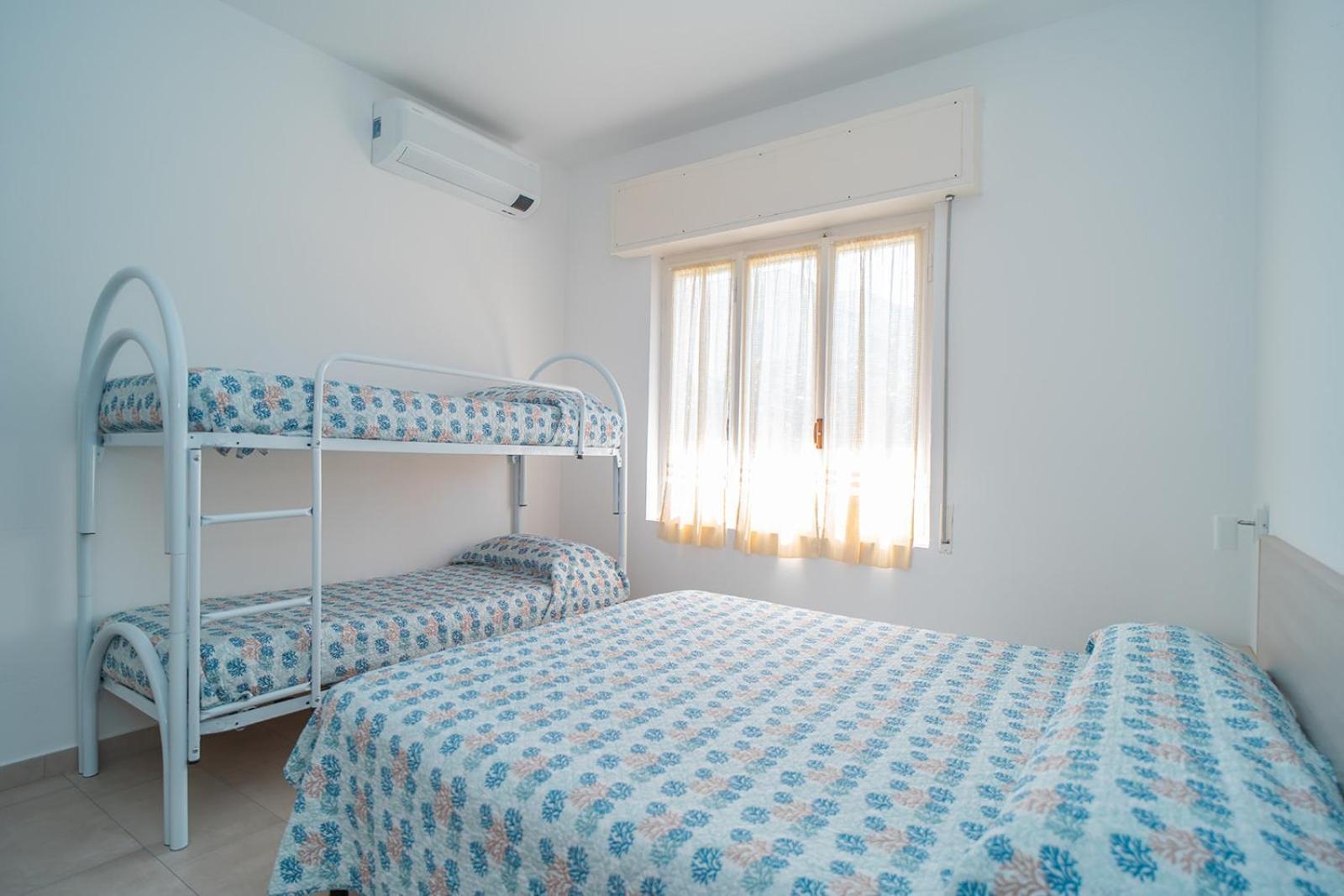 Casa Vacanze Ferrando Пьетра-Лигуре Экстерьер фото