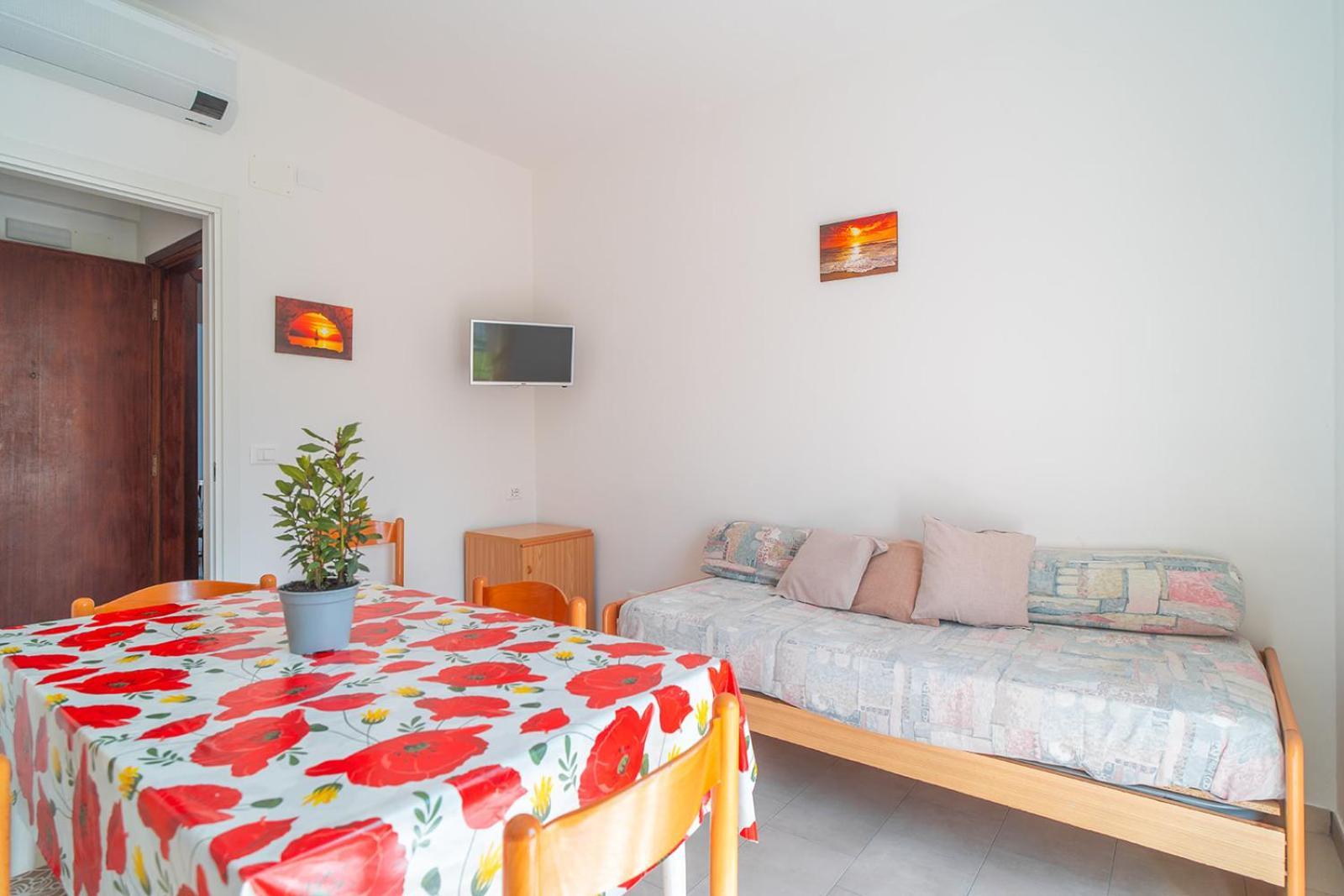 Casa Vacanze Ferrando Пьетра-Лигуре Экстерьер фото
