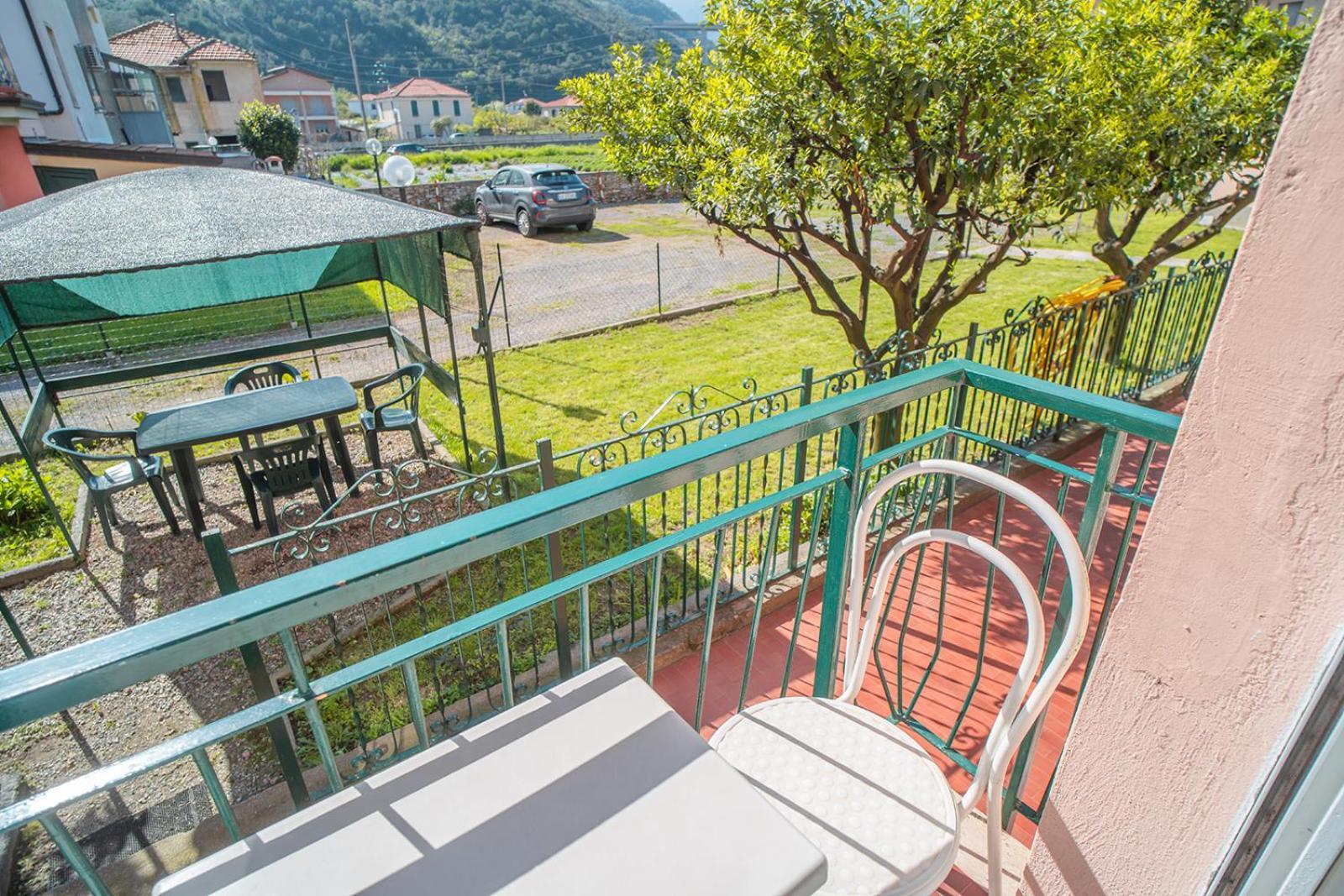 Casa Vacanze Ferrando Пьетра-Лигуре Экстерьер фото